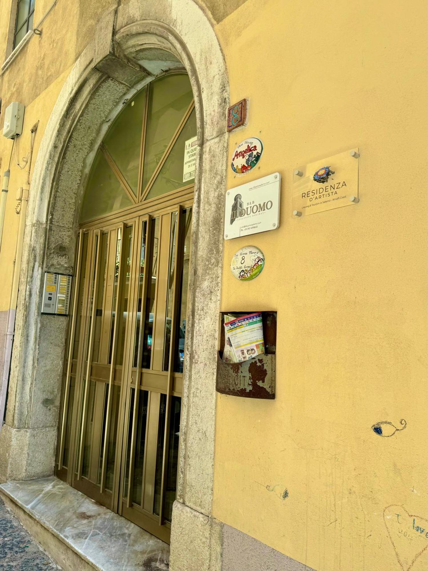 Hotel Residenza D'Artista Al Duomo1 Salerno Exterior foto